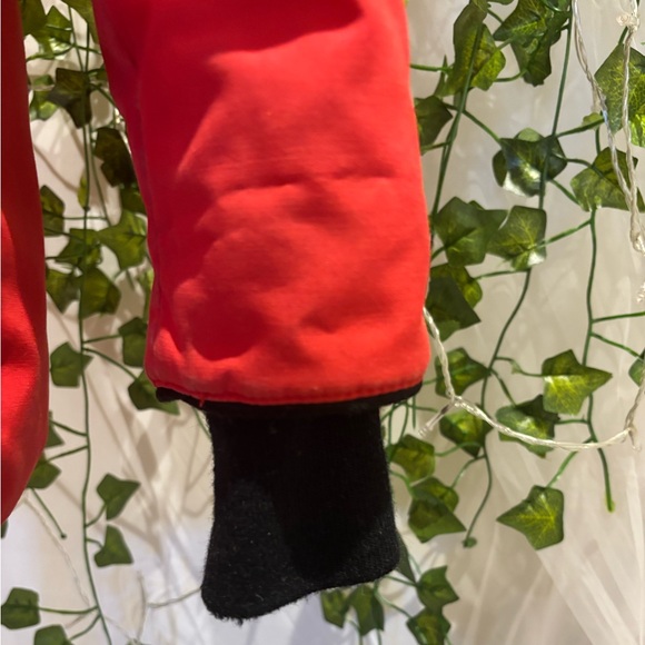 Women’s Canada Goose Expedition Parka - Picture 8 of 16